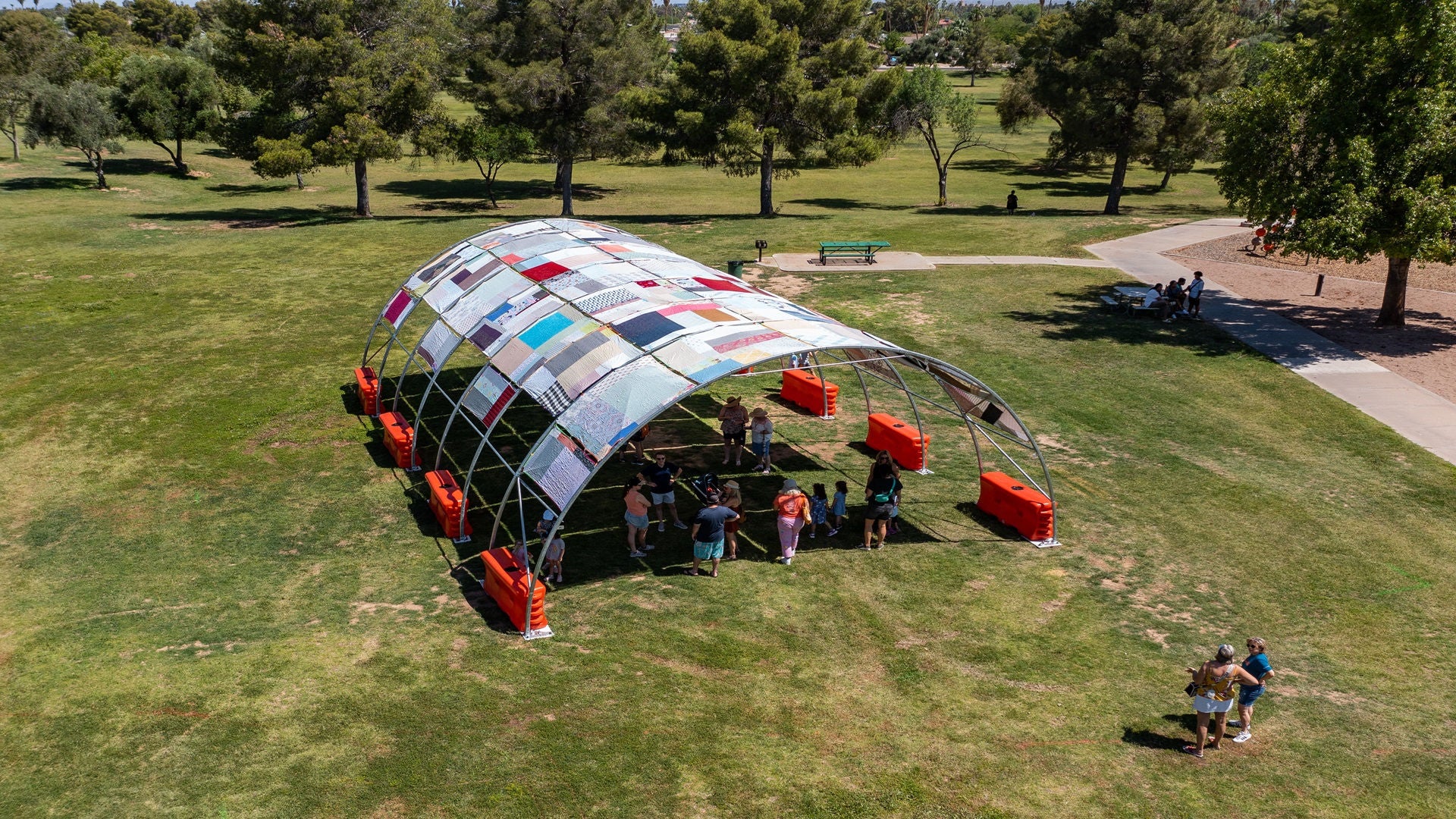 SOMBRA Artist Quilted Shade Arch 