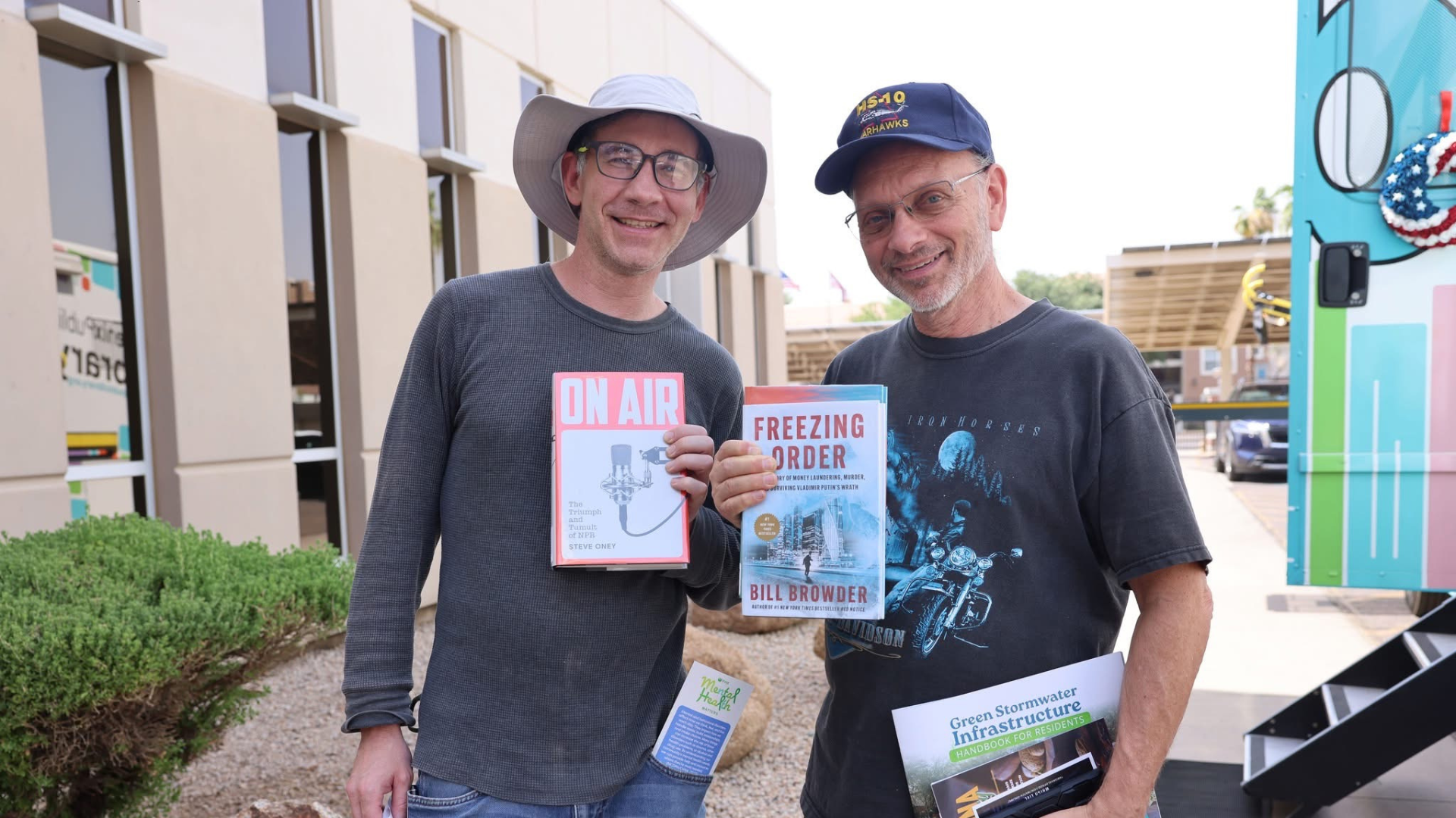 Veterans check out books from the Phoenix Public Library Bookmobile during the kickoff event at the Carl T. Hayden VA Medical Center on Tuesday, July 1, 2025. (Photo by Tynesha Ferguson/VA)