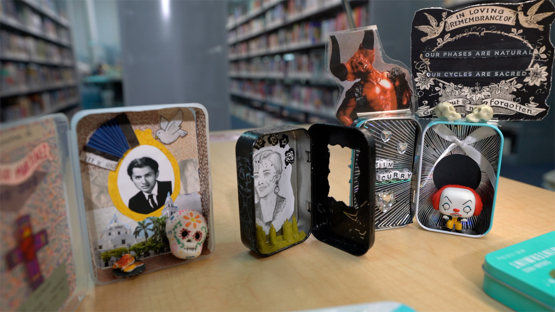 decorative tin boxes called a nichos